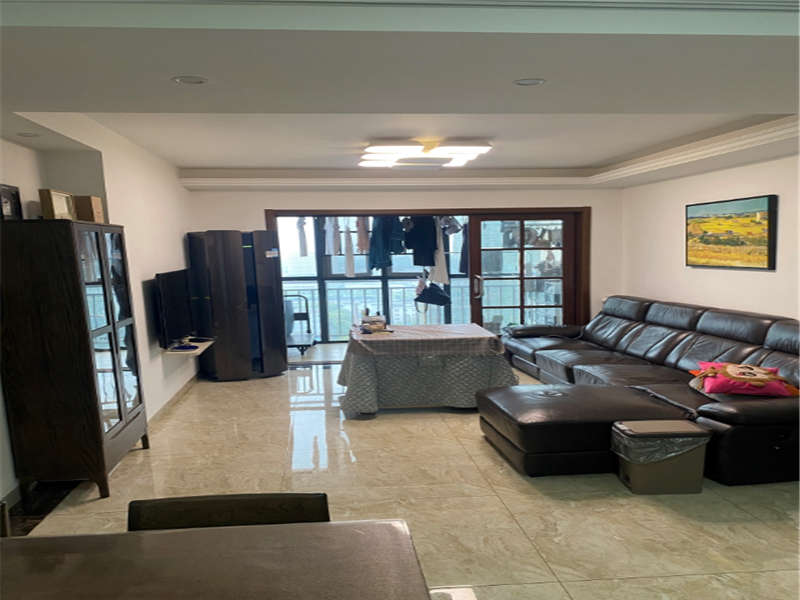 新長(zhǎng)海廣場(chǎng)（新長(zhǎng)海中心）法拍房E、F棟2212