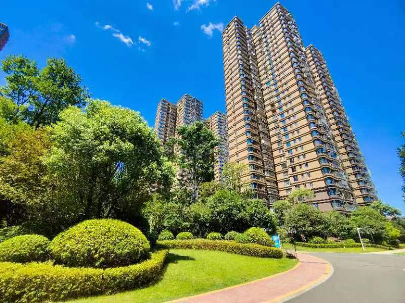 潤(rùn)和星城潤(rùn)和長(zhǎng)郡法拍房6#棟407室