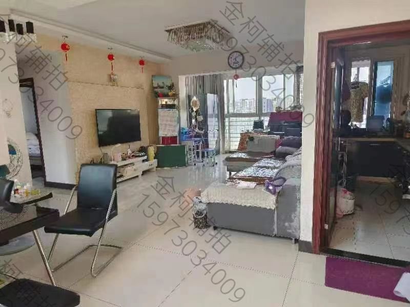 紅區(qū)抽屜公寓法拍房A、B棟2404房