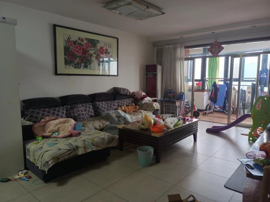 同發(fā)南國新城法拍房A、B、C、D棟505室