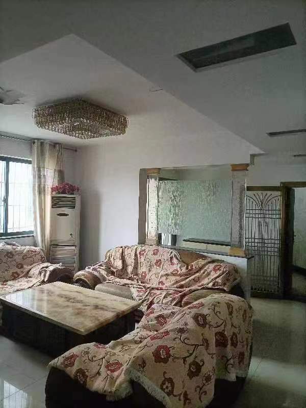 華天LOHO小鎮(zhèn)法拍房1棟2809、2810號