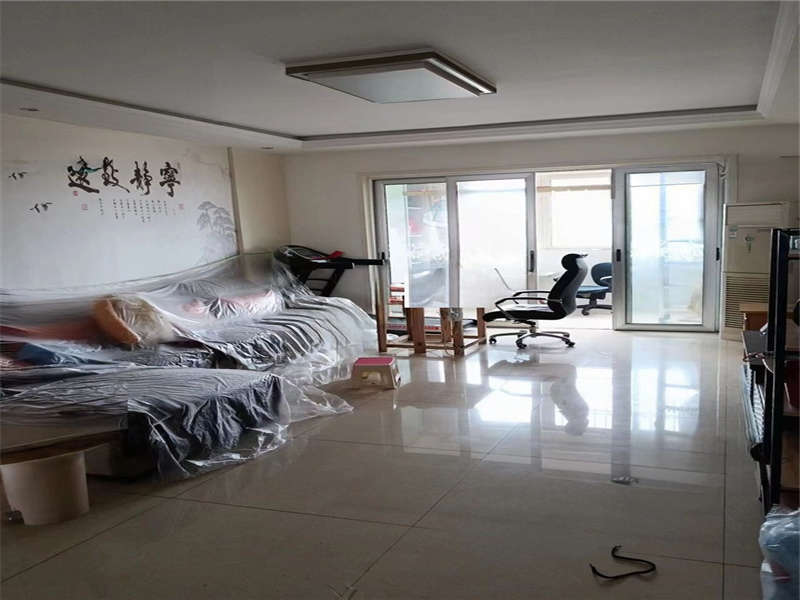 睿智園小區(qū)法拍房1、2棟1803號(hào)房產(chǎn)及室內(nèi)家具家電