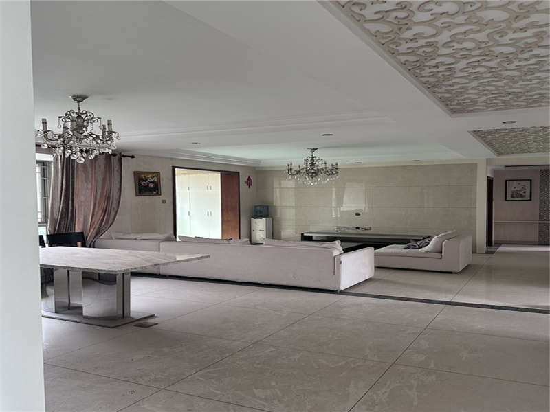 新城新世界法拍房D5棟801、802