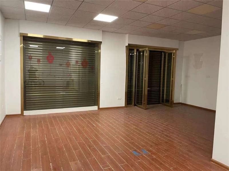 星沙鎮(zhèn)三產(chǎn)業(yè)街法拍房3片6組合1、2號(hào)101室