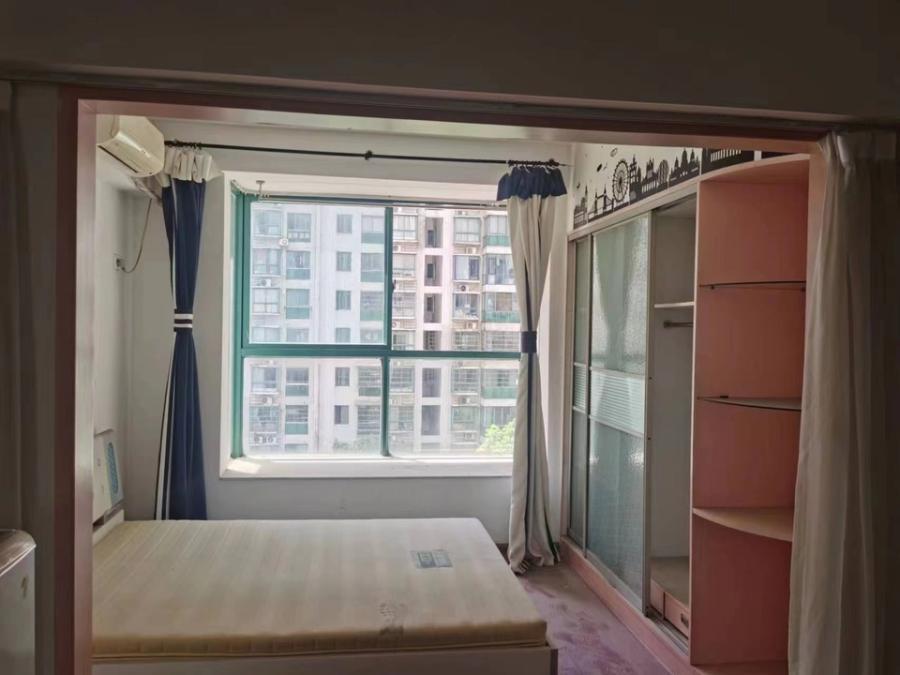 曙光大邸法拍房1、2、3、4棟及裙樓711號