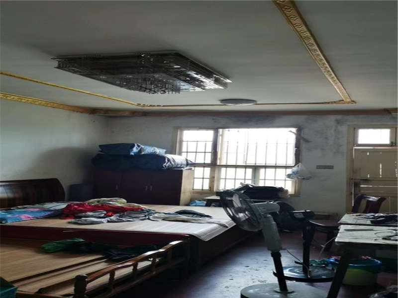 金井社區(qū)金長(zhǎng)路58號(hào)法拍房101室、102室、201室、202室、301室、302室