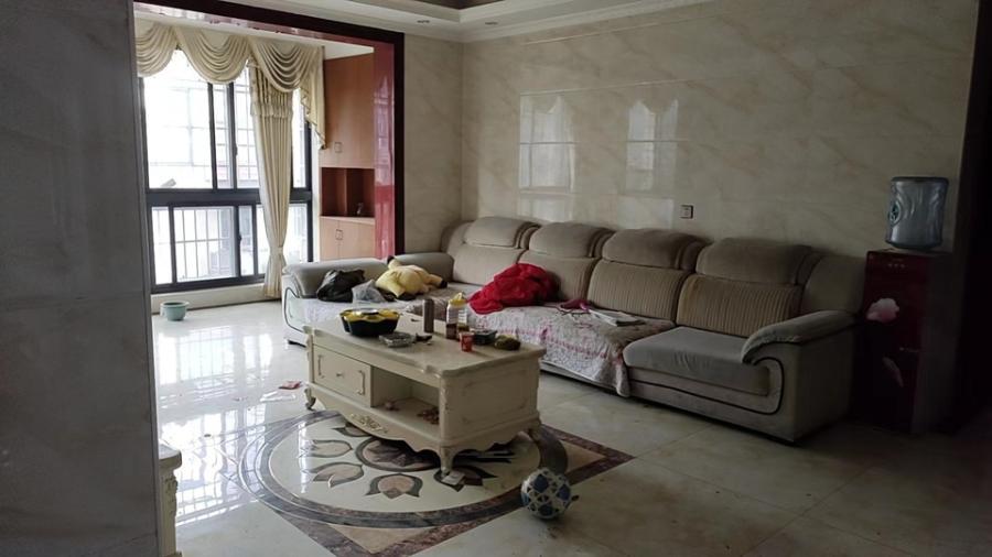 紫氣東來(lái)法拍房19、20棟503號(hào)