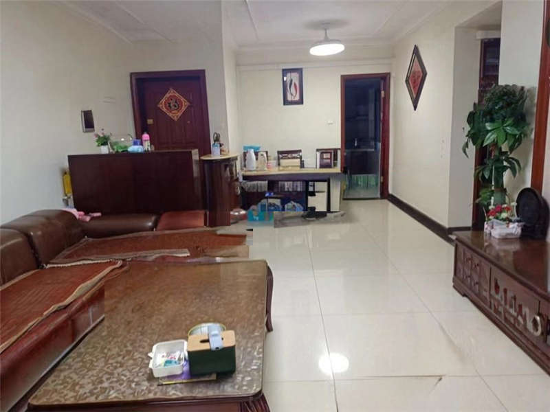 恒大城法拍房36、37棟704號(hào)