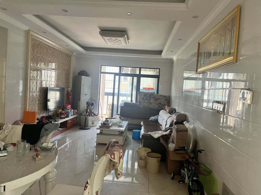 易通新城法拍房1、2棟608室