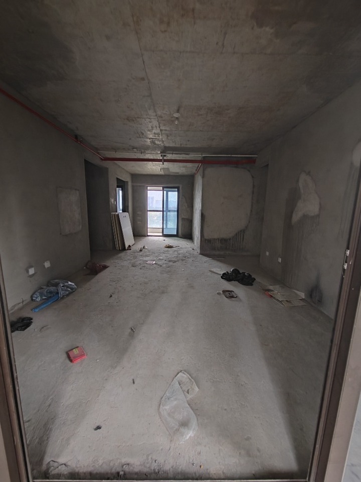 （雙學(xué)位）明昇壹城（明昇時(shí)代廣場）法拍房二期6棟502號(hào)