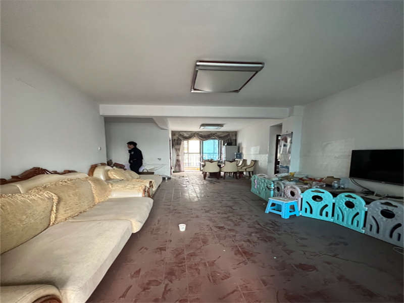 凱通國(guó)際城法拍房7、8、9棟2021號(hào)及室內(nèi)家具家電