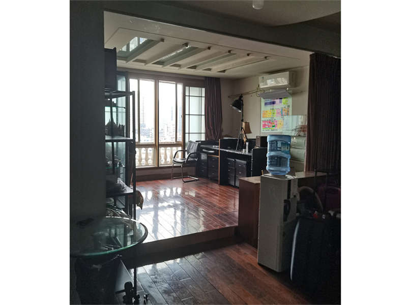 定王府法拍房1303、1403號