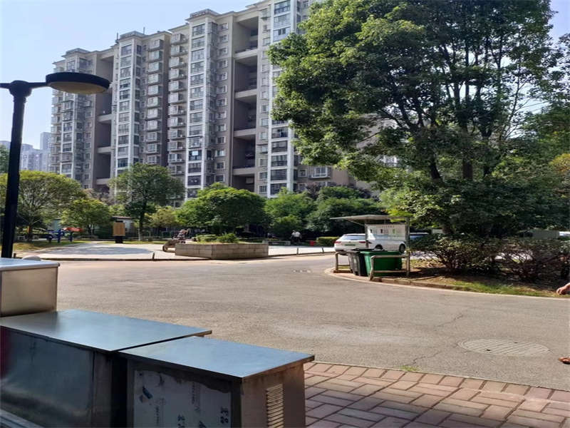 麓谷和馨園法拍房B區(qū)6、7棟1109號