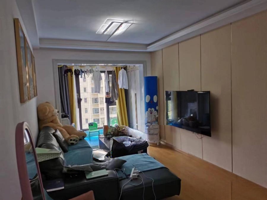 陽(yáng)光城尚東灣蜜桃園（中泛尚東灣）法拍房二期10棟1102號(hào)（雙學(xué)區(qū)）