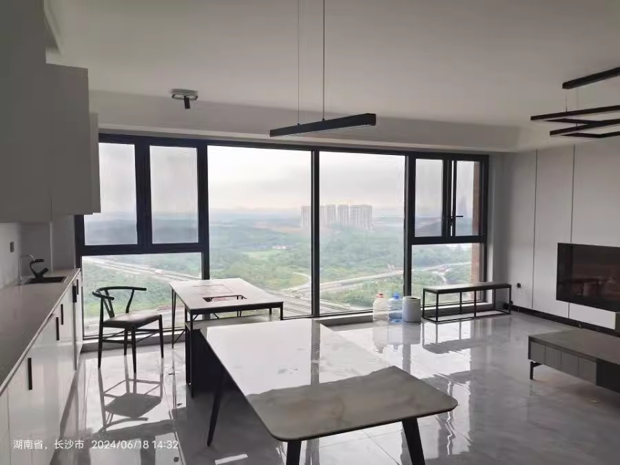 善化國際（善化名?。┓ㄅ姆?2棟2401室