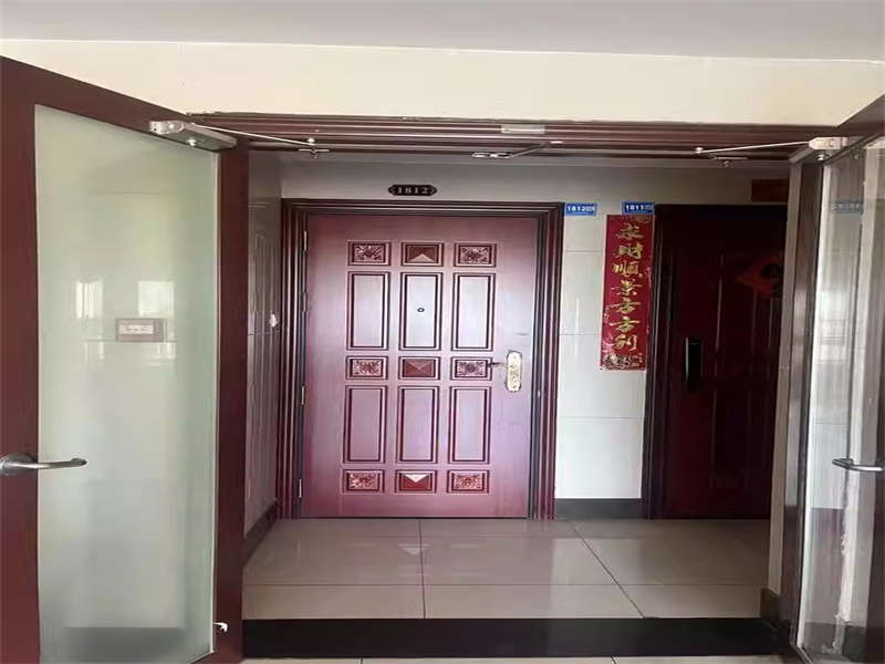 恒大城法拍房5、6、7棟1812室