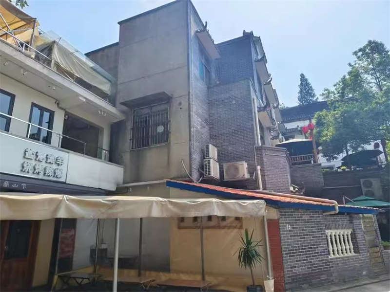 望月湖小區(qū)(望月湖三片)法拍房101、201等3套房產(chǎn)