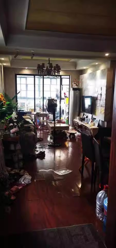 弘德好萊城（宜居雅苑）法拍房1棟 602號(hào)