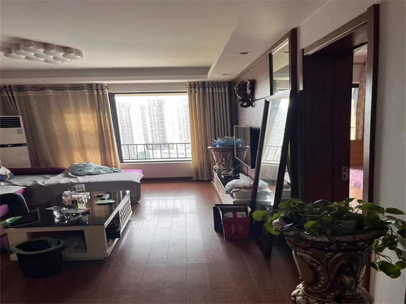 萬科金域華府法拍房三、四期2棟、3棟、商業(yè)B區(qū)2414號