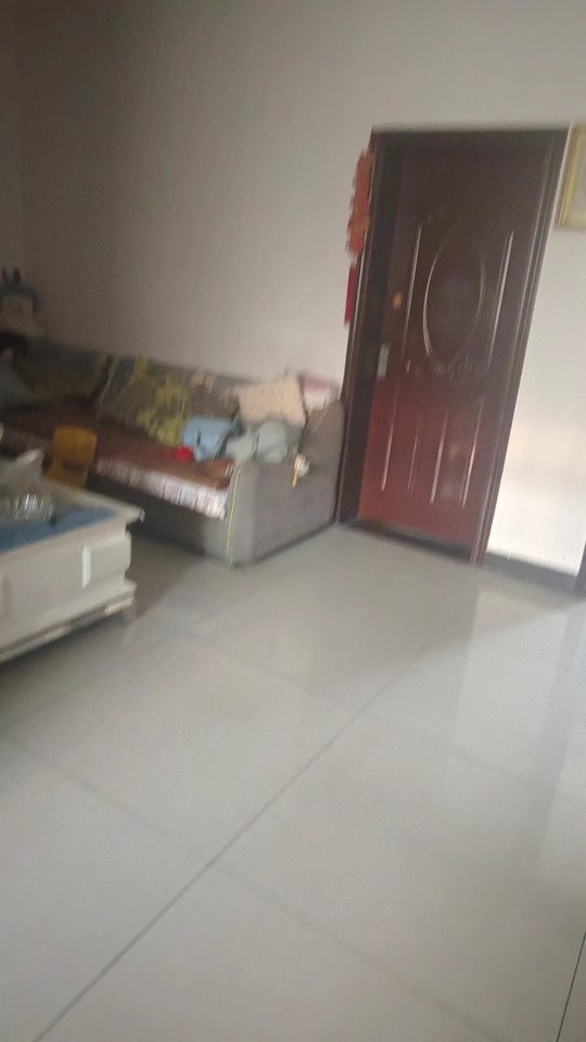 城西小區(qū)（瀟湘社區(qū)安置房）法拍房A10棟101、201、301、401、501室