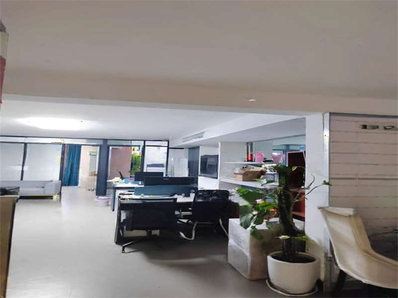 新時(shí)代商務(wù)廣場(chǎng)法拍房807號(hào)