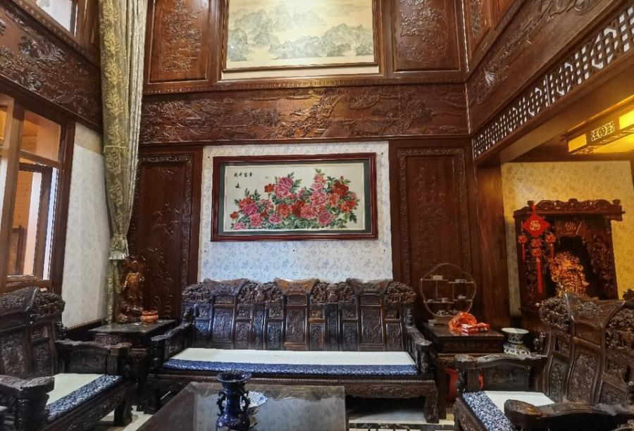 （稀缺別墅）紅墅灣（吉聯(lián)小區(qū)）法拍房64棟102號