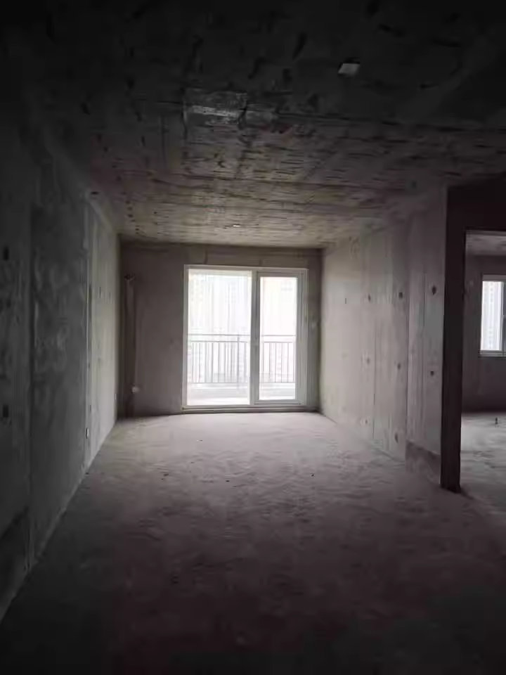 （帶集中供暖）芙蓉萬(wàn)國(guó)城MOMA法拍房9棟1605房