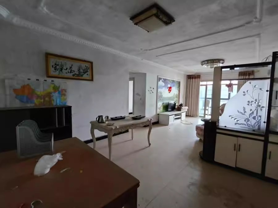 （單價4000）雙盈臥龍灣法拍房10棟608房