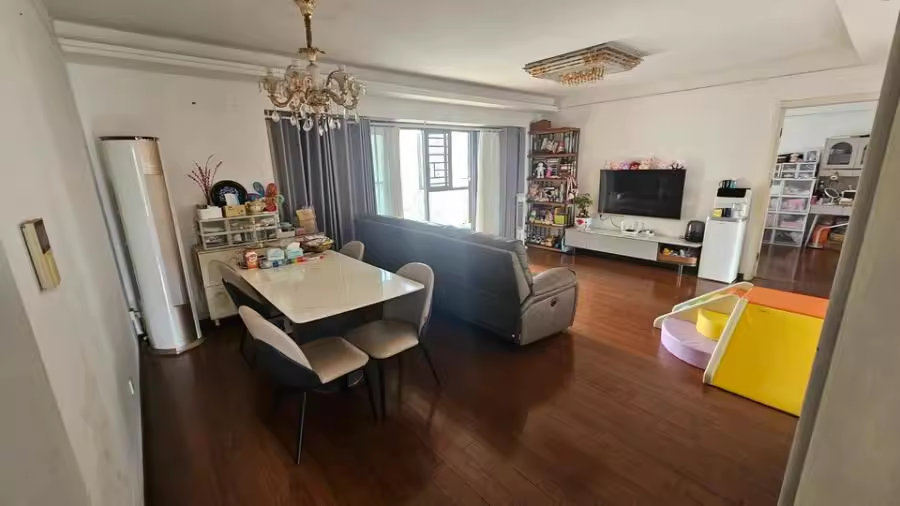 （雙學(xué)位）萬(wàn)科魅力之城非凡里（城際新苑）法拍房12棟801號(hào)房