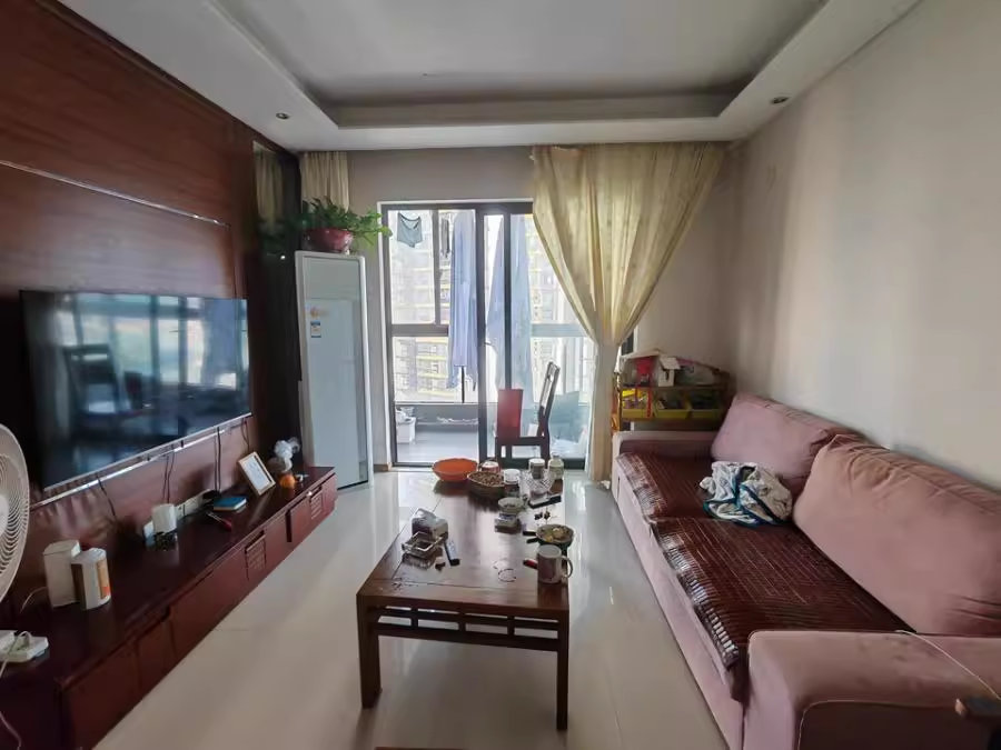 （撿漏房）萬科金域藍(lán)灣法拍房1棟1705號房屋及房屋內(nèi)家具家電物品