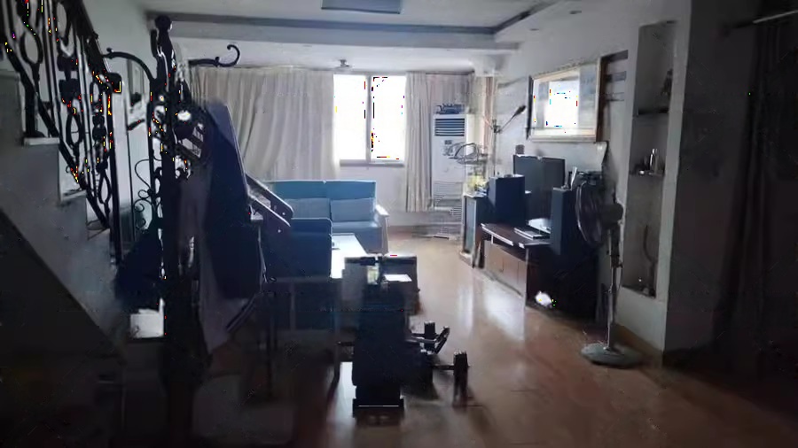 陽(yáng)明山莊法拍房015棟603號(hào)